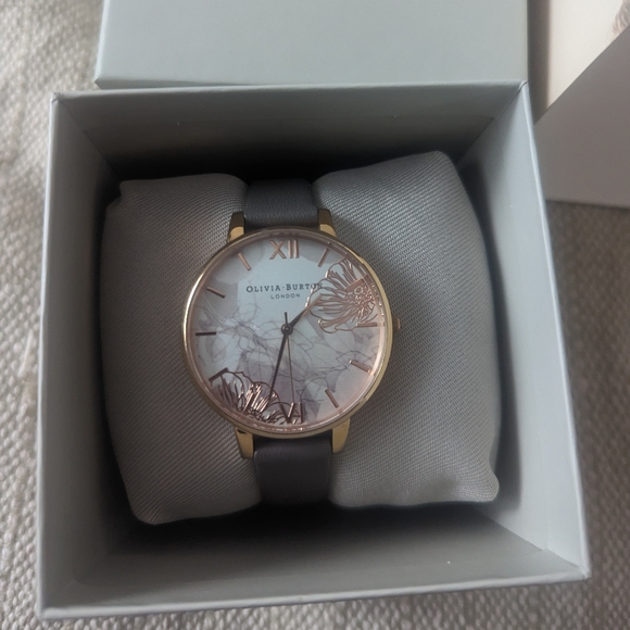 Olivia Burton abstract floral leather watch in grey and rose gold - Picture 2 of 6